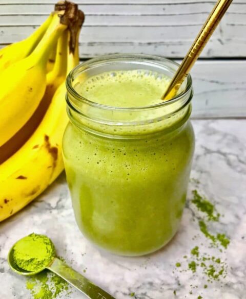 Banana-Matcha-Smoothie-3-720x960-1
