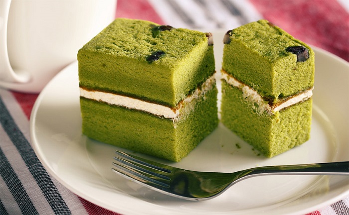 GREEN-TEA-CAKE